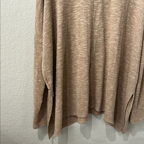 Talulah Oversized Knit Sweater - Picture 6 of 7